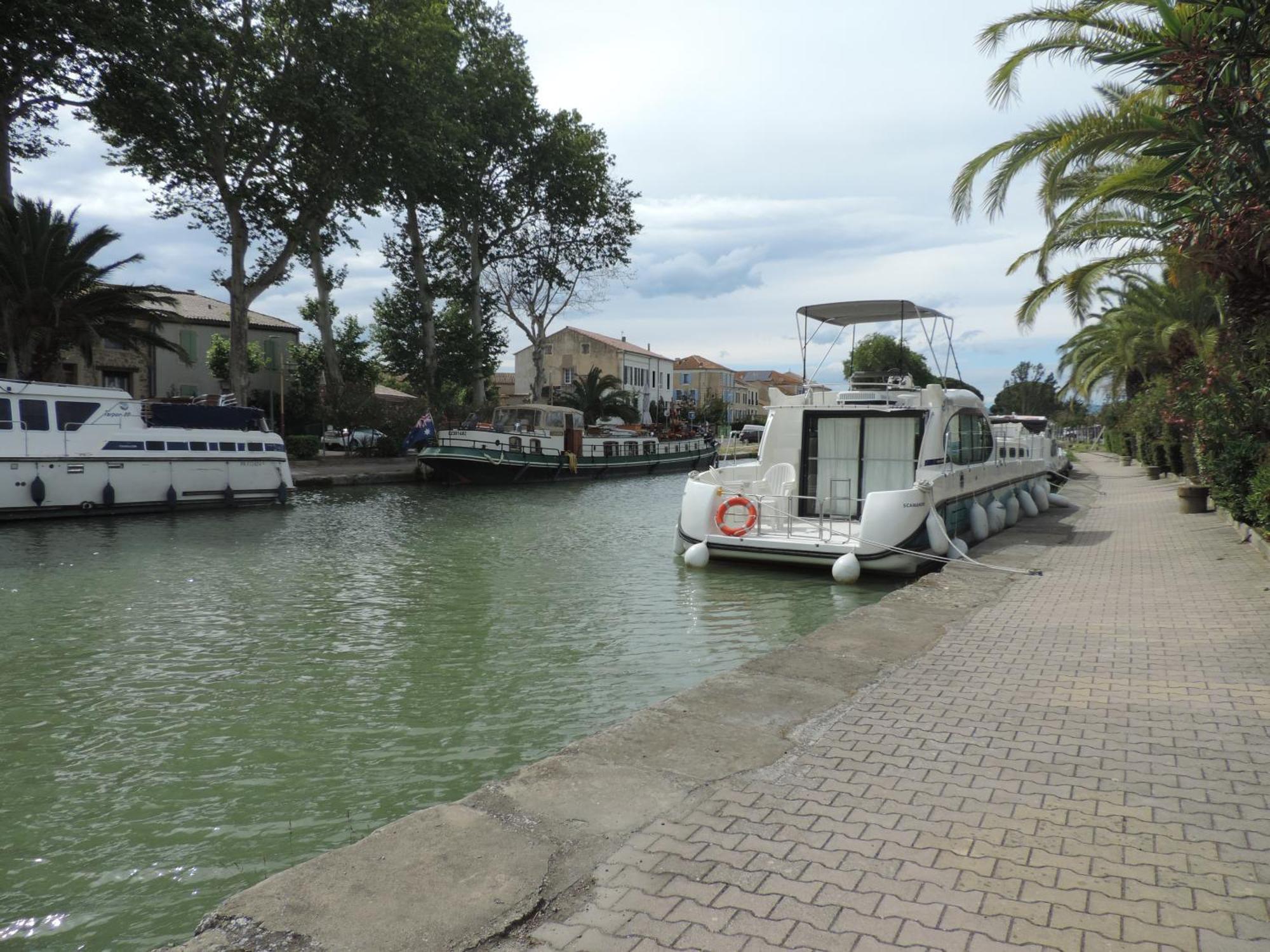 Gites Le "Val-Lea" Salleles-d'Aude Exterior foto