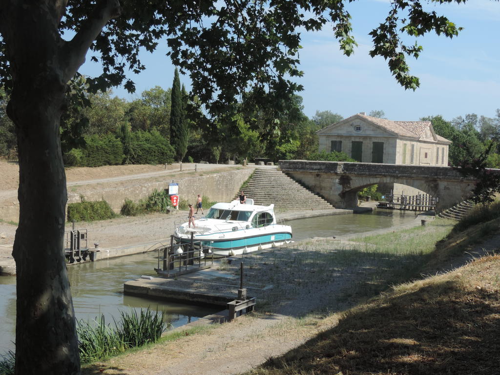 Gites Le "Val-Lea" Salleles-d'Aude Exterior foto